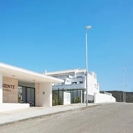 Atlanterra-zahara De Atunes Increible Con Porche De 16m Y Jardin Privado De 72m Zahara de los Atunes